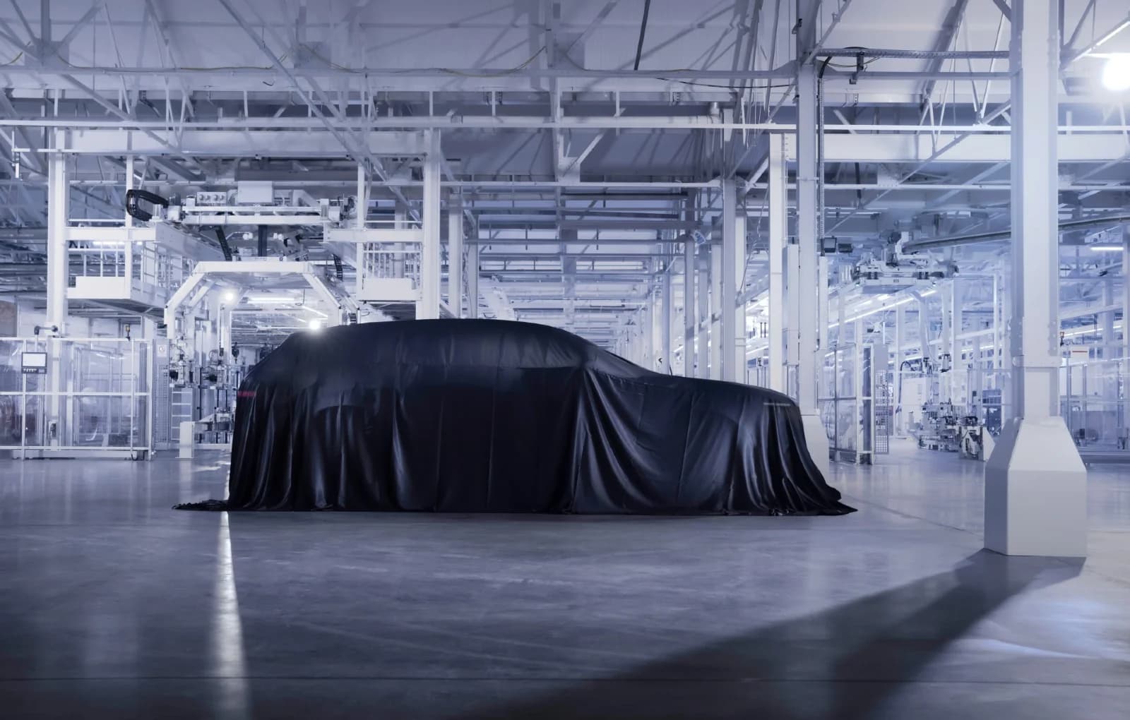 Bentley dezvăluie primele detalii tehnice ale primului său SUV electric de lux pentru oraș