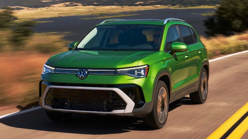 Volkswagen Taos 2025: Descoperă Noua Față a Micului SUV