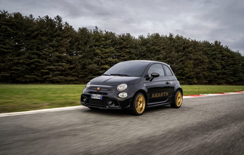Abarth analizează relansarea modelelor hot hatch cu motoare pe benzină