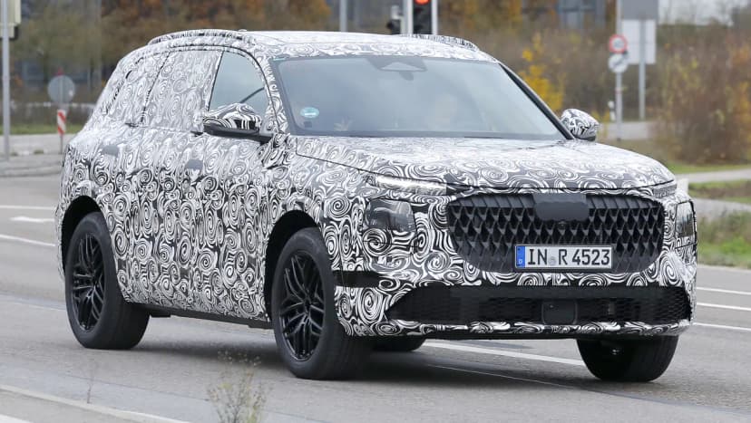 Noul Audi Q7 surprins la teste în versiunea SQ7