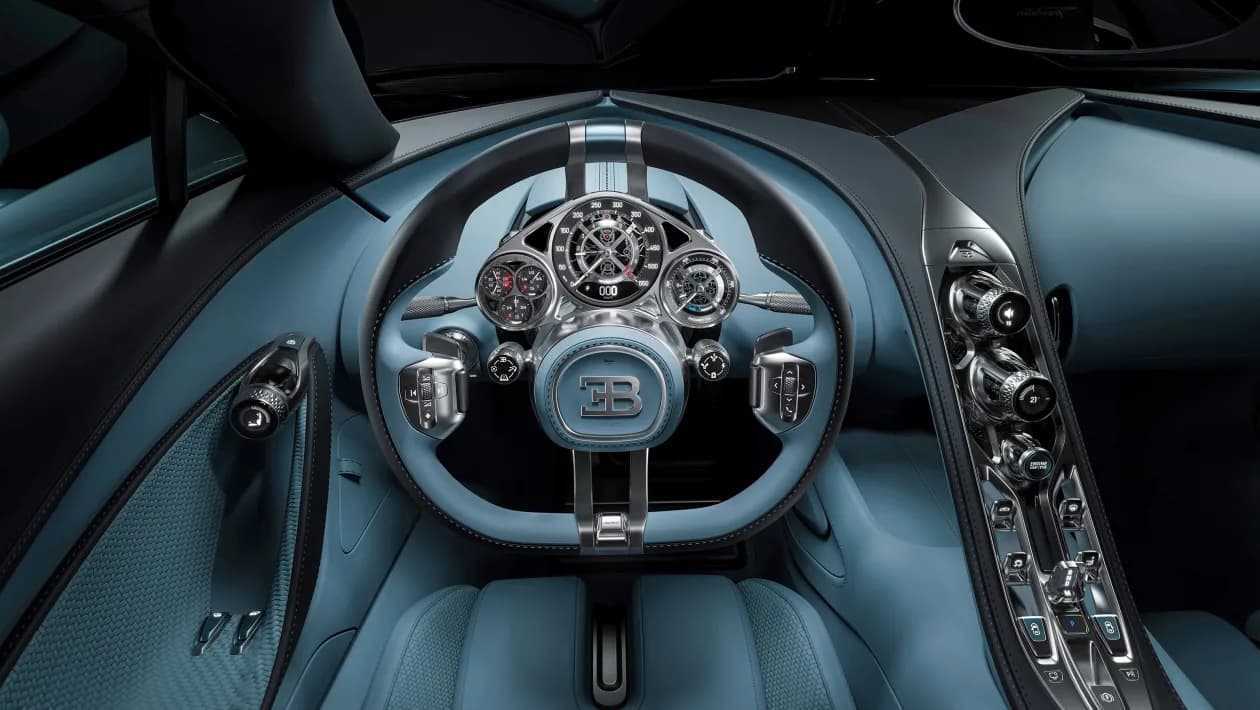 Bugatti Tourbillon este aici! V16 și aproape 1000 CP