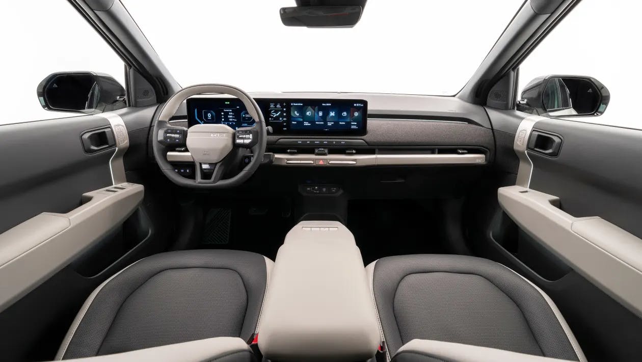Descoperă noul Kia EV3: Un automobil electric compact cu un design curajos și o autonomie impresionantă