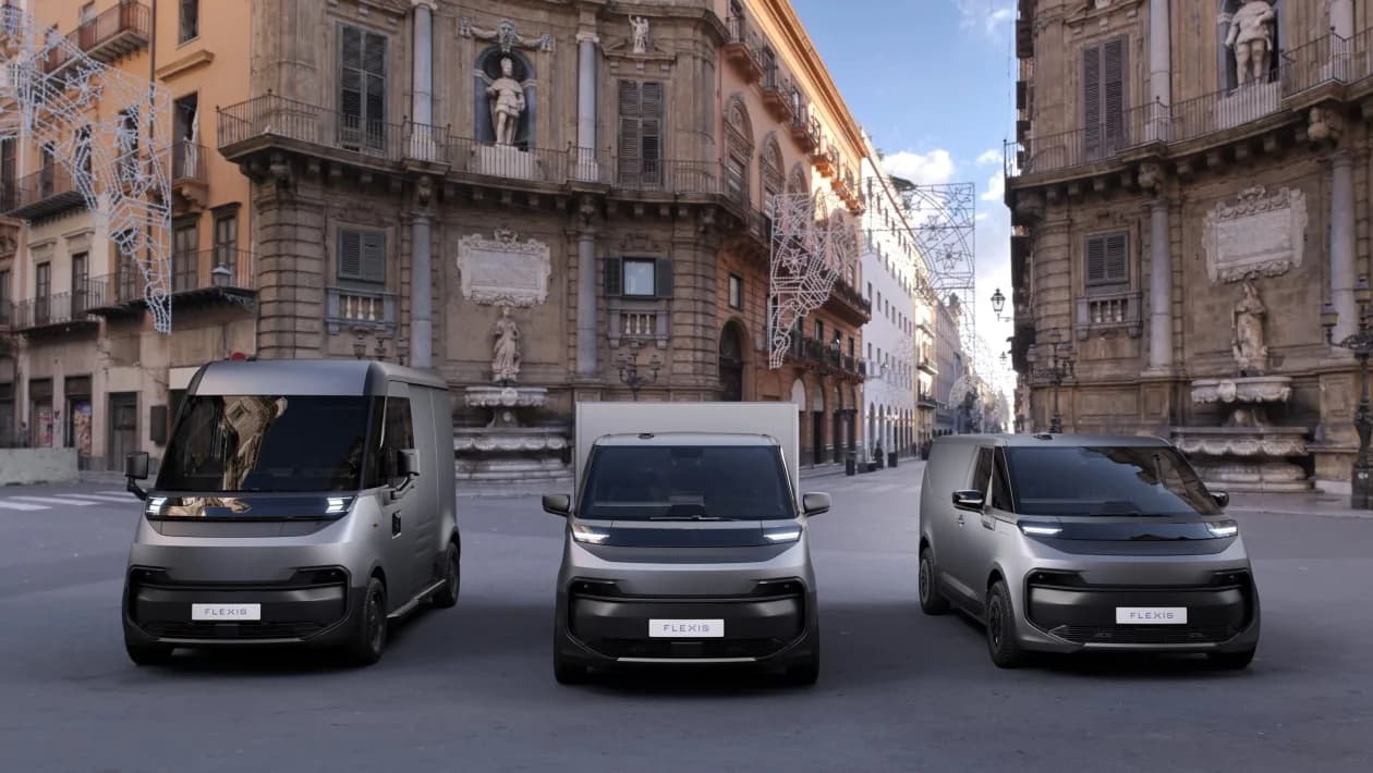 Renault și Volvo lansează dubițele electrice revoluționare Flexis, care vor ajunge pe piață în 2026