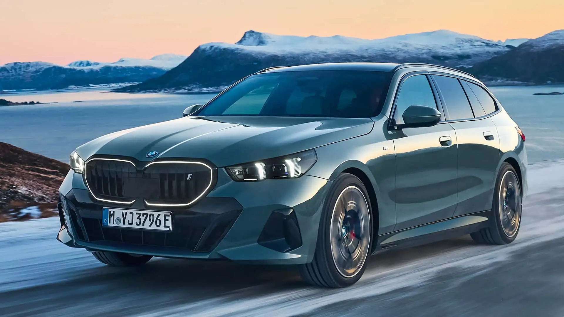 Noul BMW Seria 5 Touring cu opțiunea i5 EV - O alternativă atractivă la SUV-uri