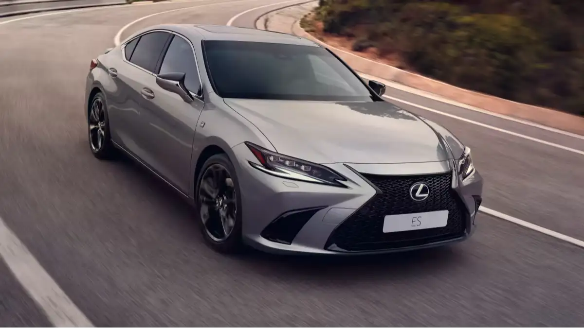 Test drive Lexus ES 2023