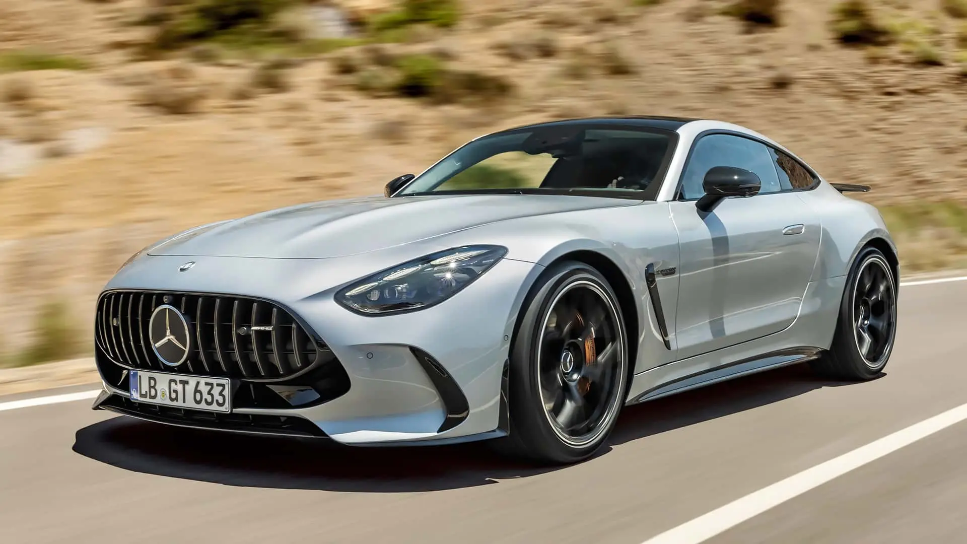 Noul Mercedes-AMG GT 2023: O rivalitate mai strânsă cu Porsche 911