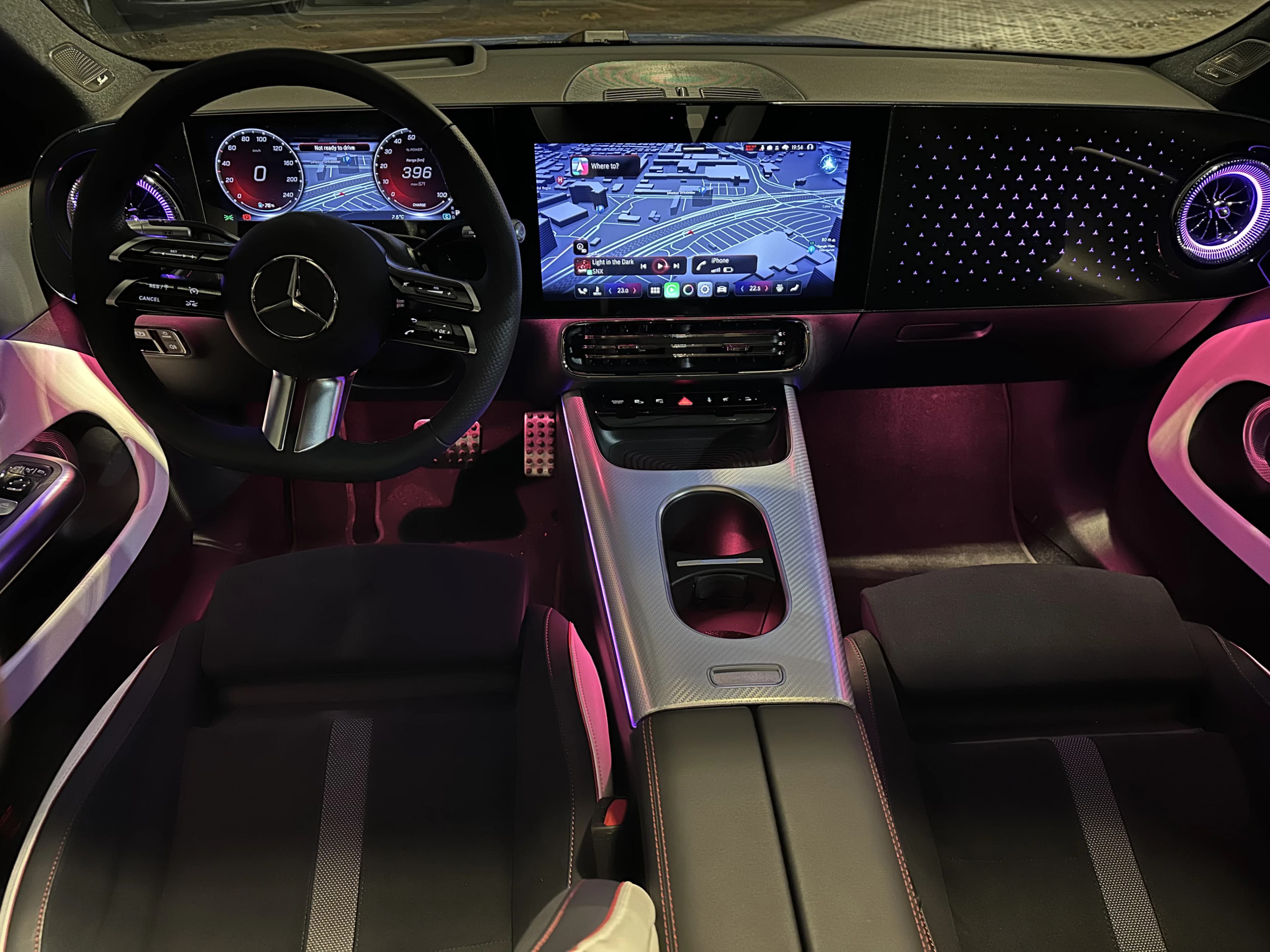 Test drive Mercedes-Benz CLA 250+ – autonomie mare și rafinament într-un sedan electric premium