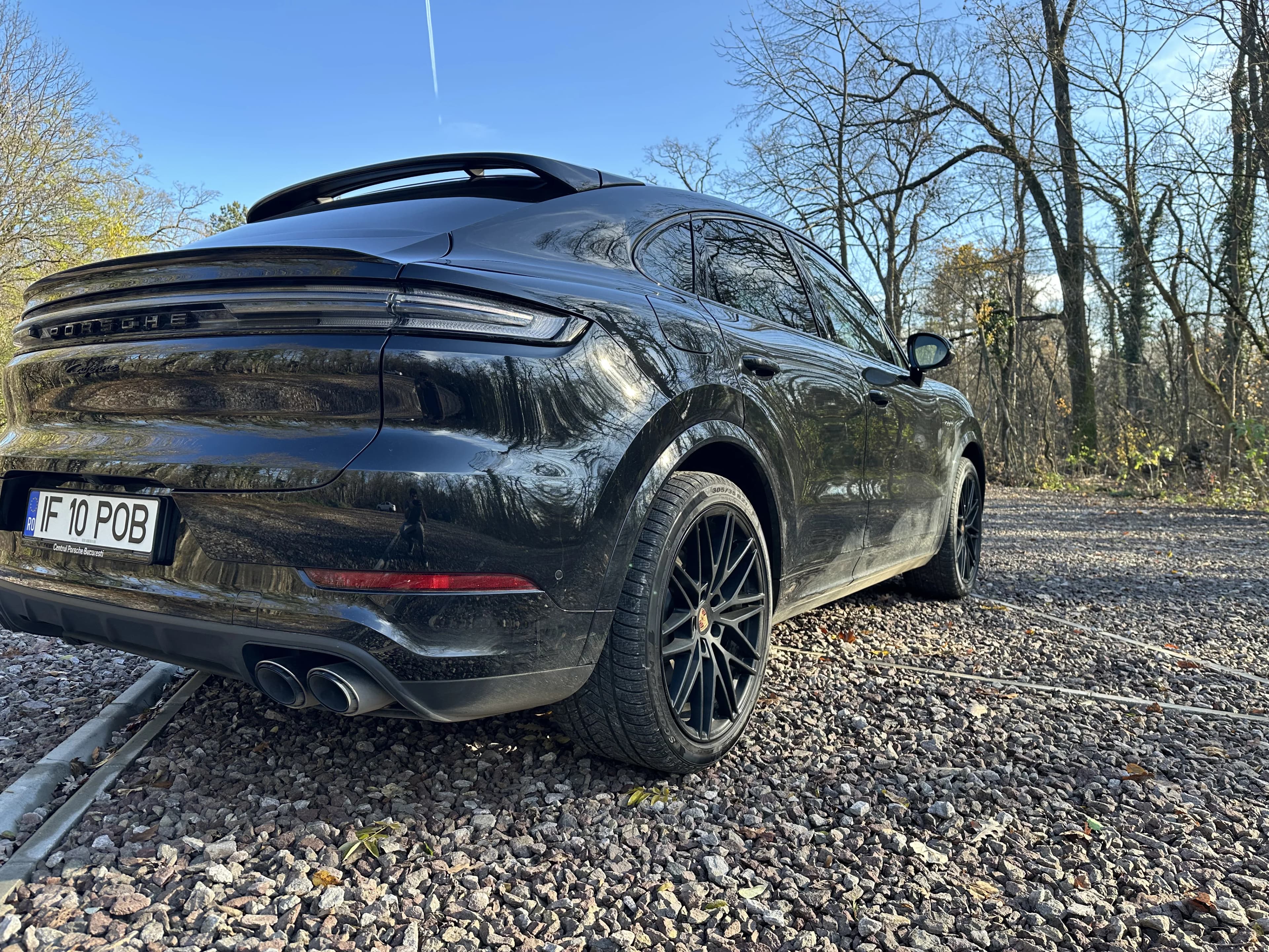 Test Drive Porsche Cayenne E-Hybrid 2025: confort excepțional, compromisuri surprinzătoare