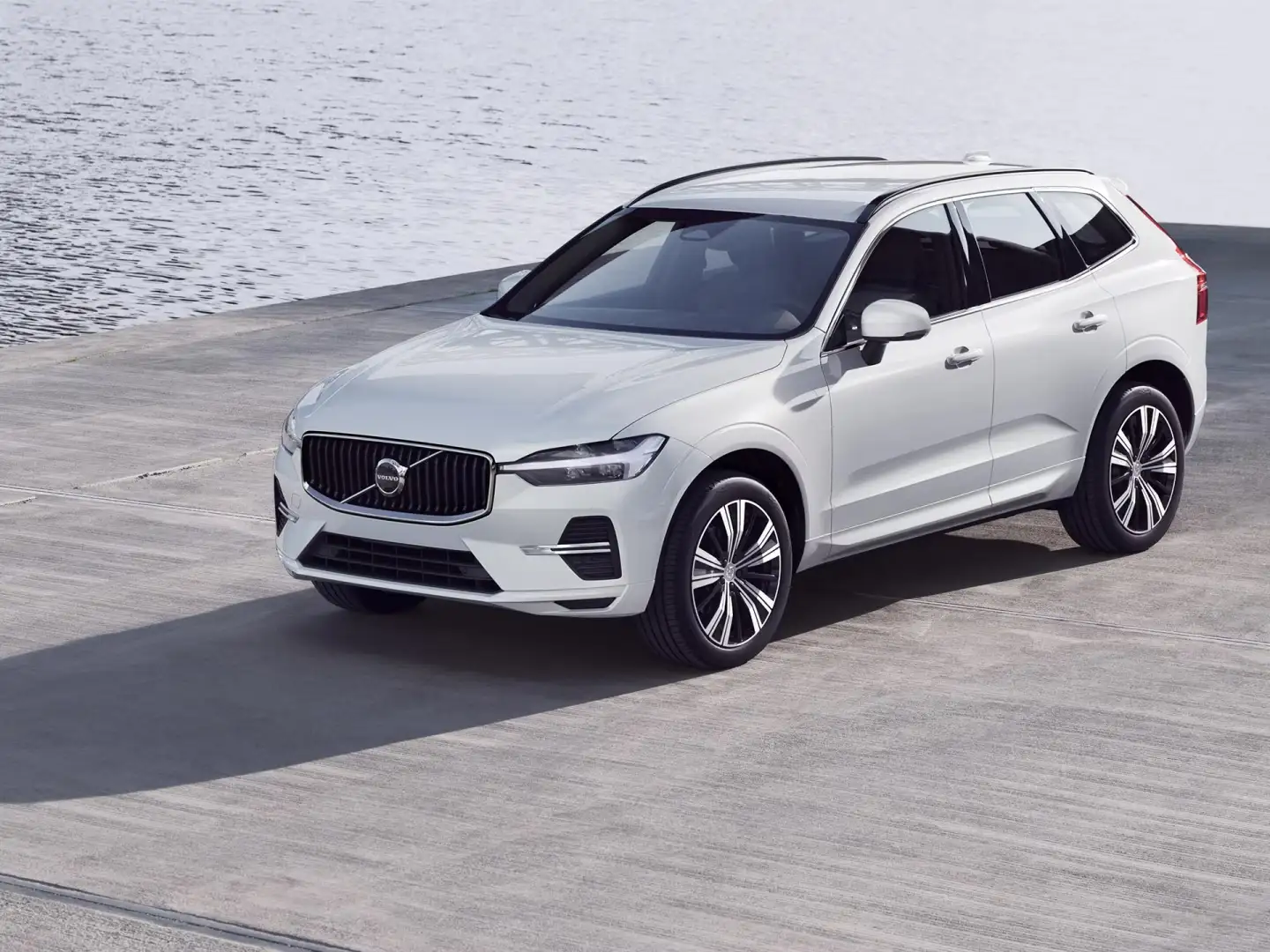 Volkswagen și Volvo Domină Segmentele de Mașini SUV în Europa