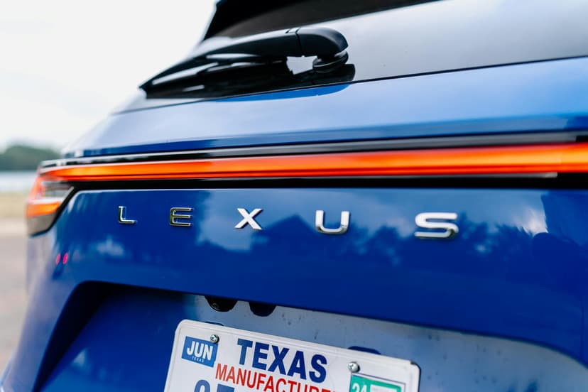 Lexus înregistrează vânzări record în 2025 – rezultate remarcabile pe piața locală