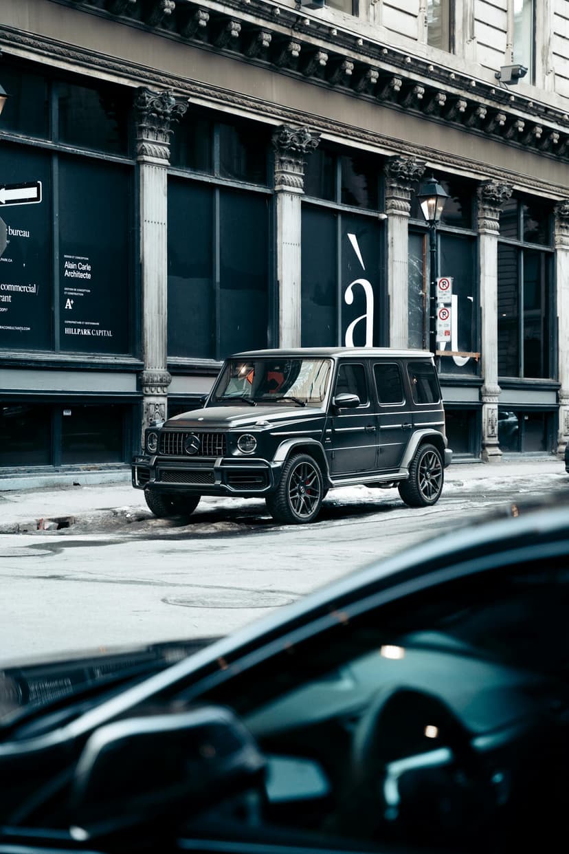 SUV de lux Mercedes-Benz Clasa G de 200.000 €, interceptat la granița României. Descoperirile surprinzătoare ale polițiștilor de frontieră.