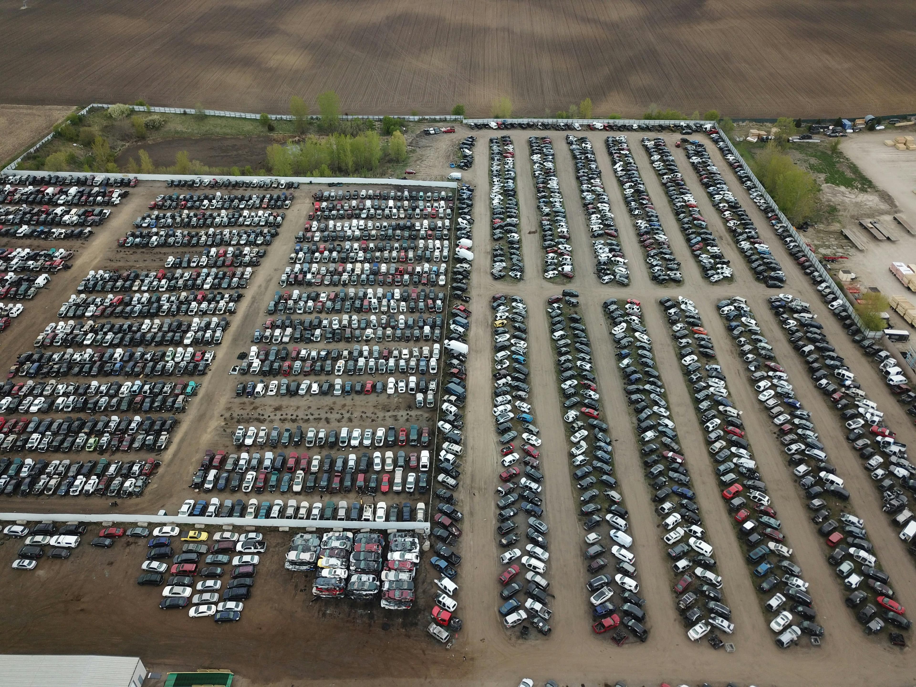 Scădere a vânzărilor de mașini noi în Europa după primele două luni ale anului