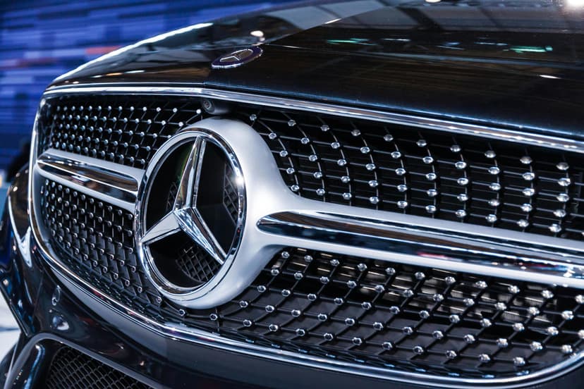 Mercedes stabilește un acord de 150 de milioane de dolari cu autoritățile SUA în scandalul emisiilor diesel