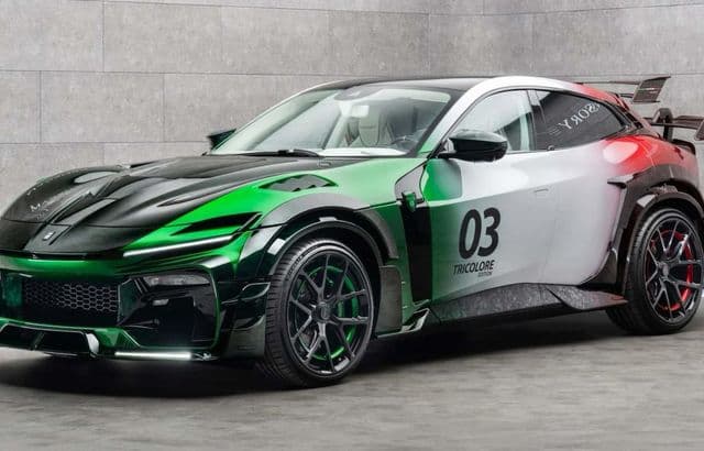 Ferrari Purosangue by Mansory: Excentric Tricolore în Serie Limitată de Doar 3 Exemplare Conduce Revoluția Stilitstică Italiană