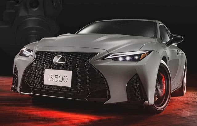 Ultimul Salut pentru Lexus IS500 cu Motor V8 dedicat pieței japoneze