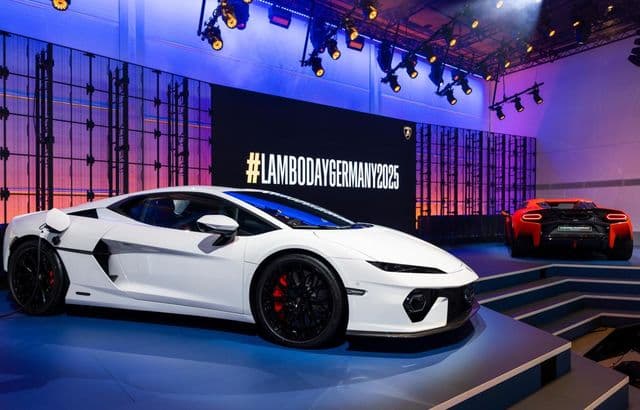Plonjați în farmecul emblemei italiene și descoperiți secretele regiunii Motor Valley
