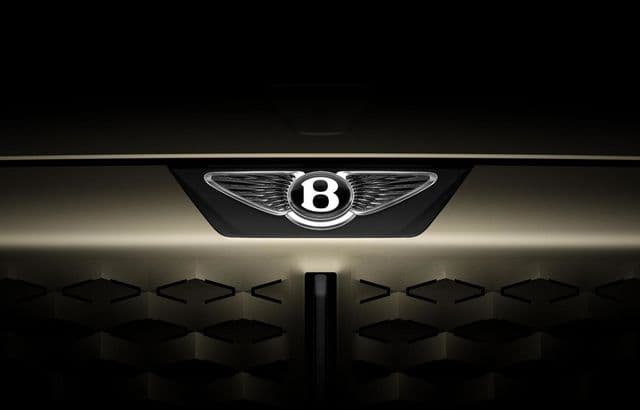 Bentley își prezintă noua emblemă modernă, a cincea schimbare în 106 ani de tradiție іконică