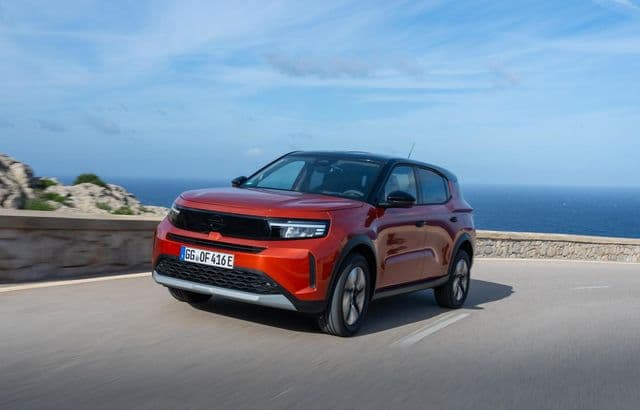 Opel Frontera Electric Extended Range: Autonomie Extinsă cu 100 km în Noua Versiune și Baterie de 54 kWh
