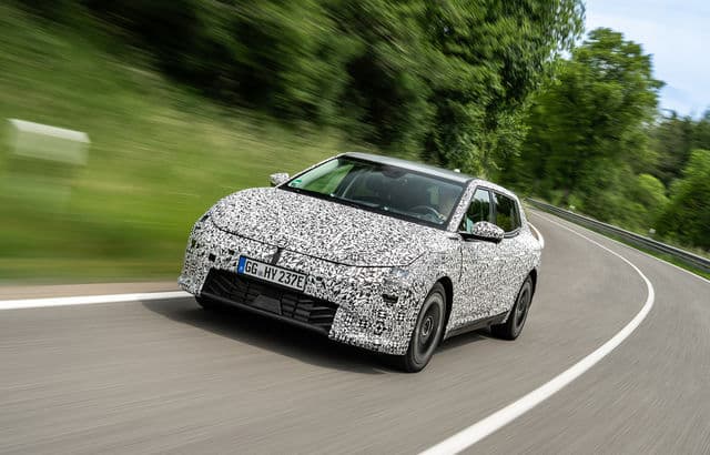 10.000 km parcurși pe celebrul circuit Nurburgring pentru a demonstra performanțele bateriei de generația a patra.