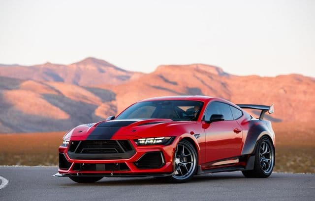 Bestie de 850 CP Reinvană Totul pe Platforma Ford Mustang Dark Horse
