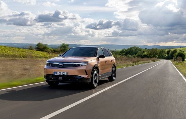 Autonomie Extinsă până la 694 km pentru Opel Grandland Electric Long Range