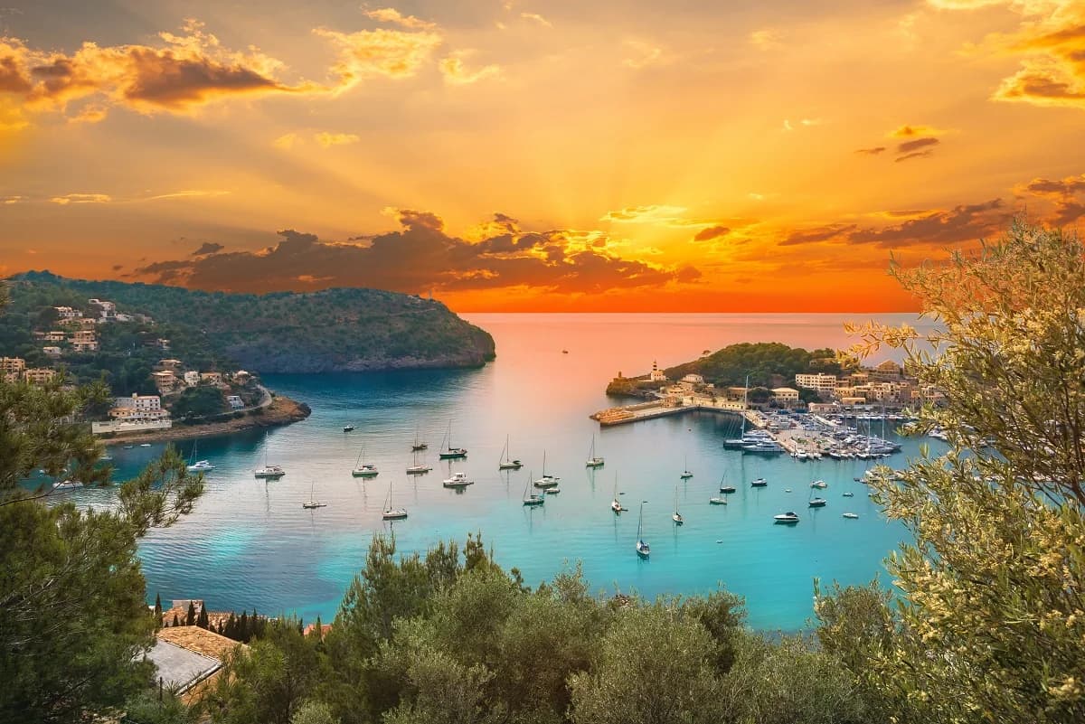 Trasee de o zi în Palma de Mallorca: cum să planifici excursii perfecte