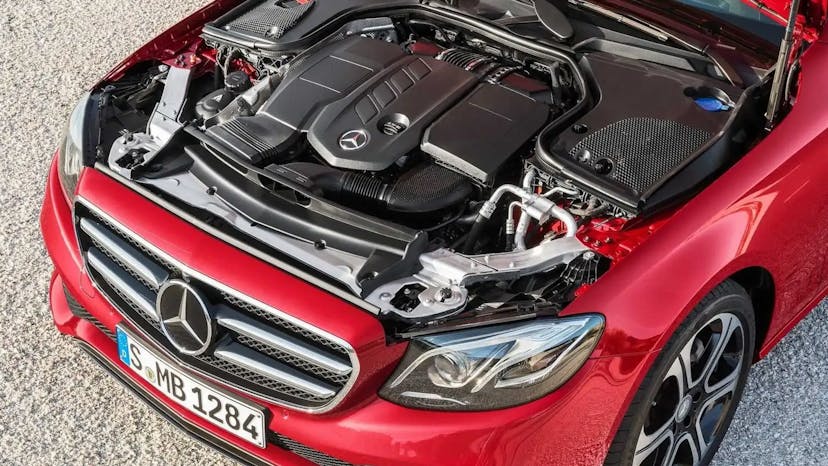Mercedes-Benz în confruntare cu acuzațiile de folosire a dispozitivelor de falsificare a emisiilor