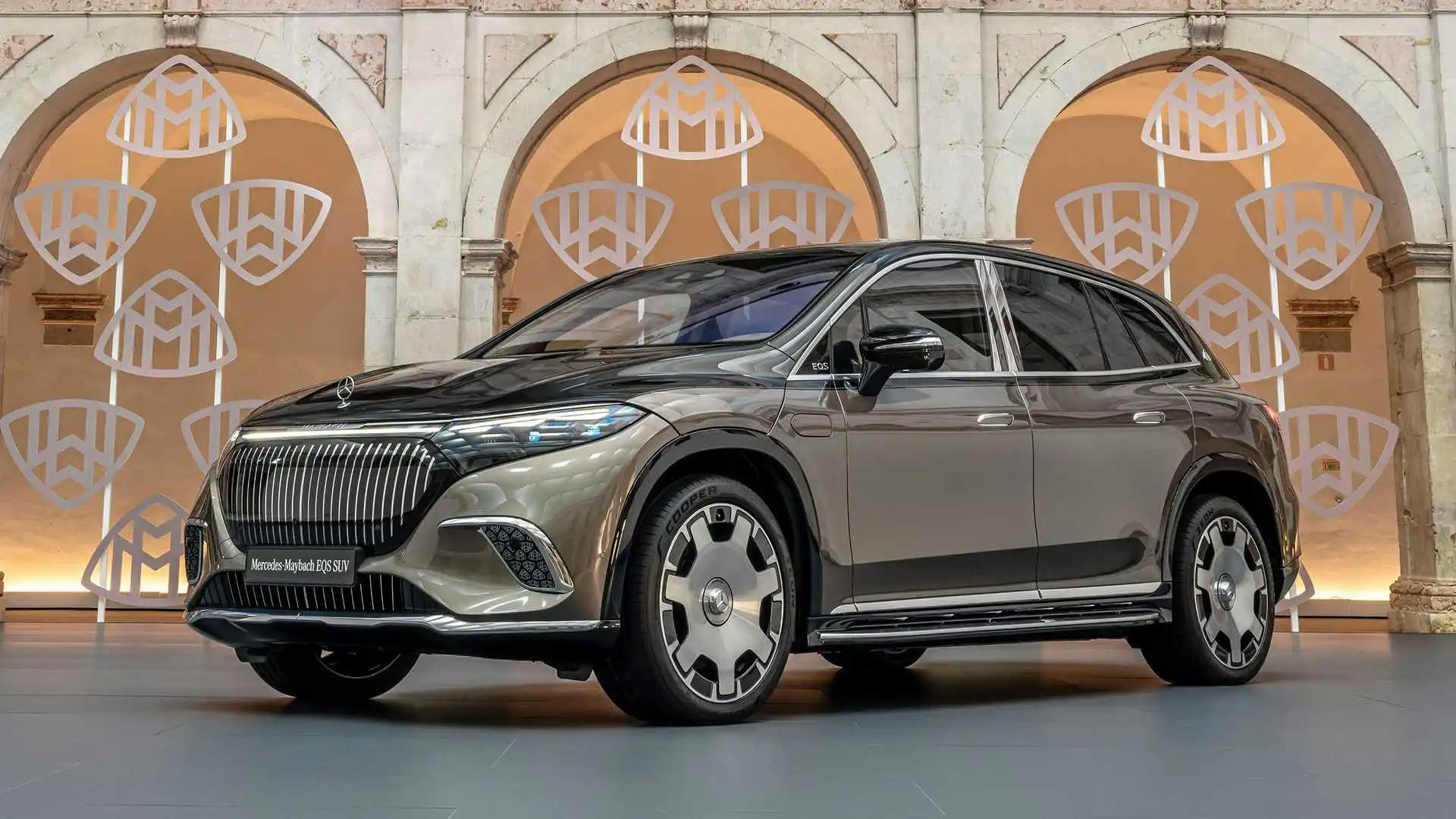 SUV-ul Mercedes-Maybach EQS 2024 a fost dezvăluit