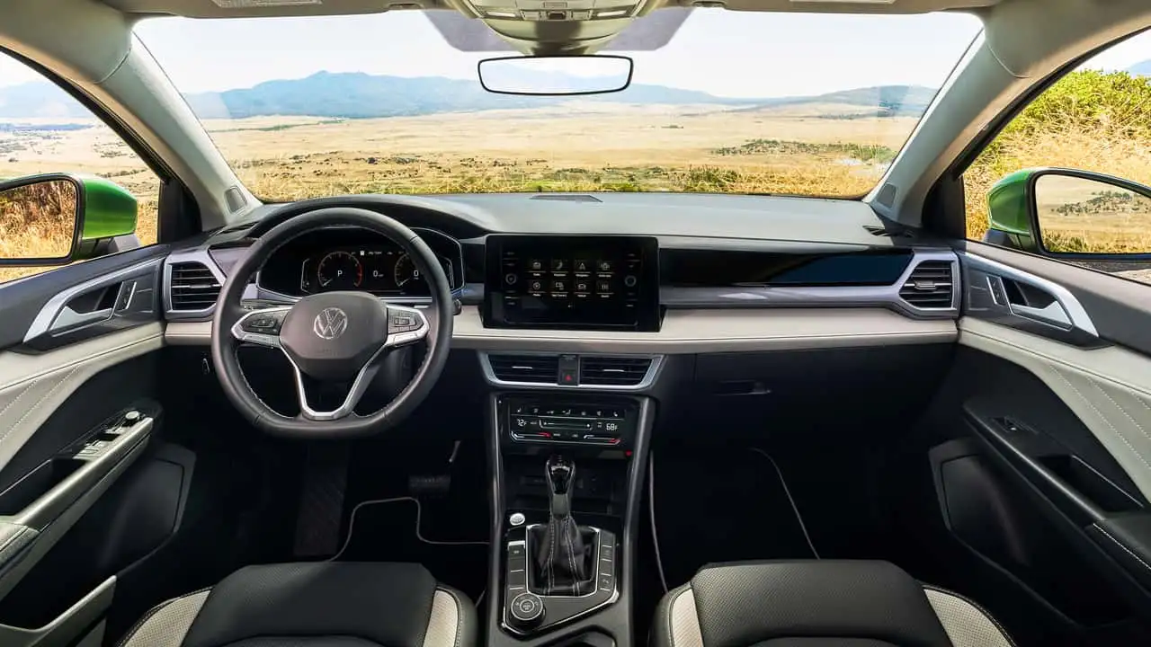 Volkswagen Taos 2025: Descoperă Noua Față a Micului SUV