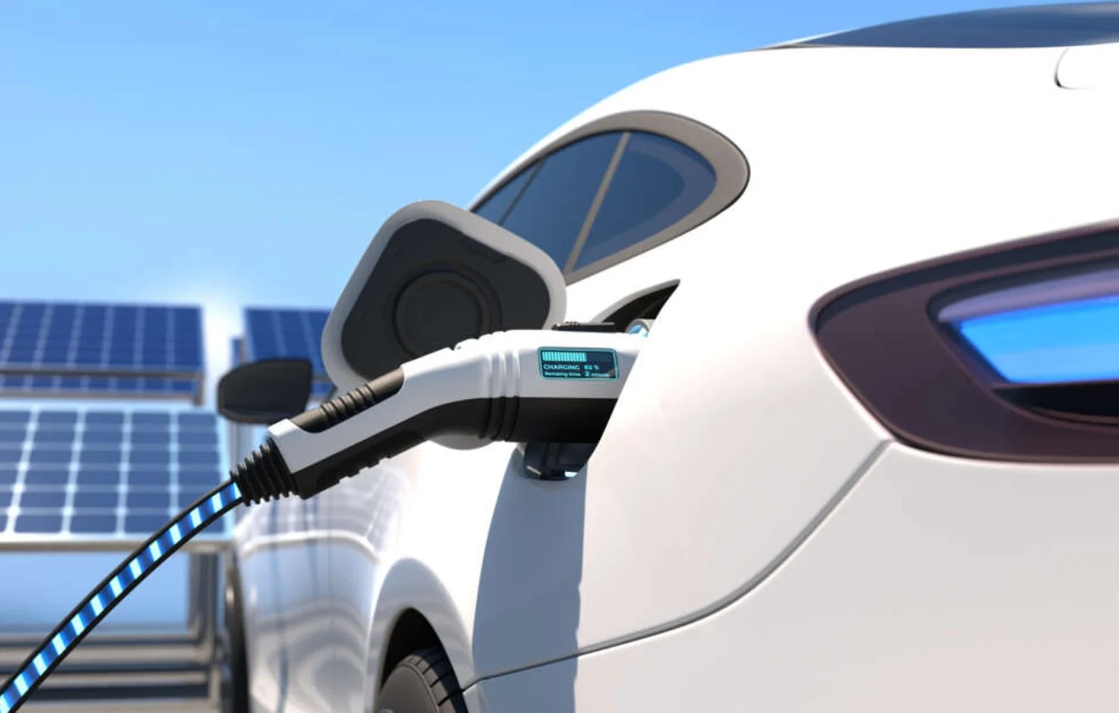 Mașinile electrice depășesc pentru prima dată vânzările celor pe benzină