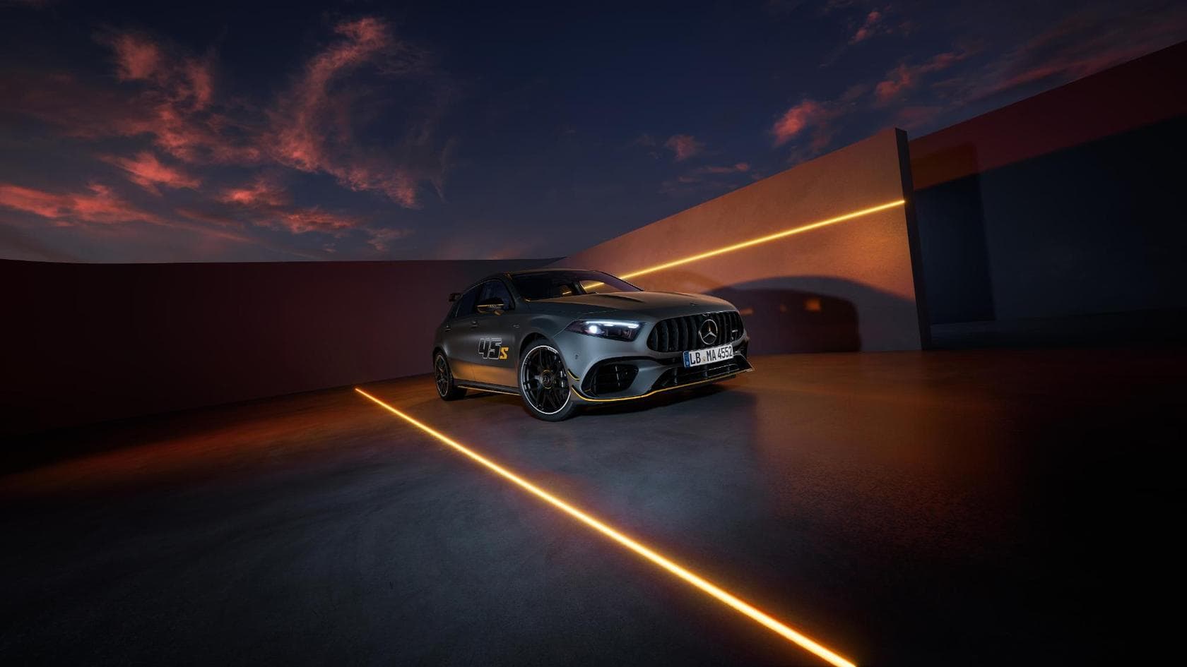 Mercedes-Benz lansează versiunea finală a AMG A 45 S