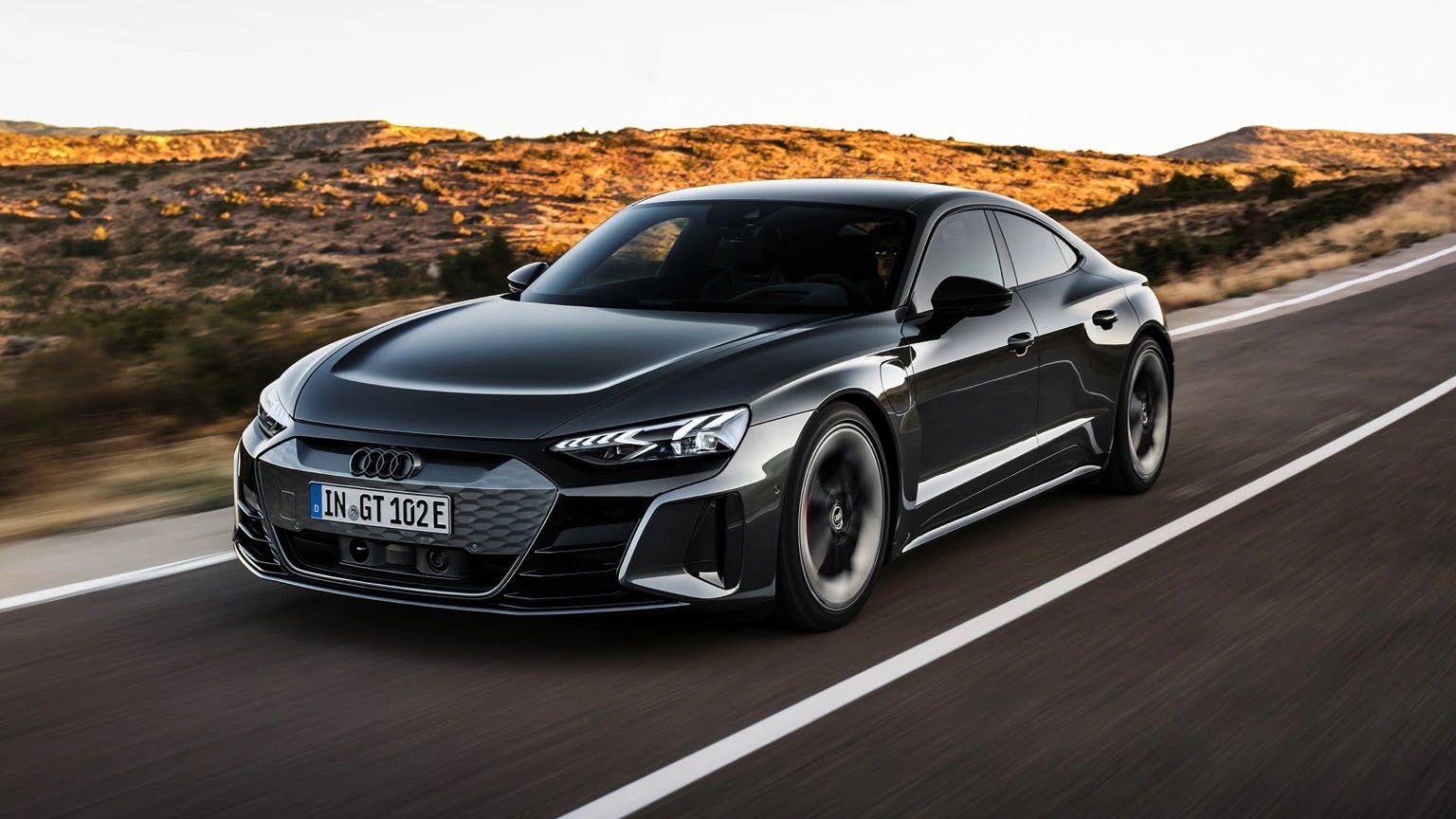 Audi e-tron GT: Un pas uriaș spre viitorul electric