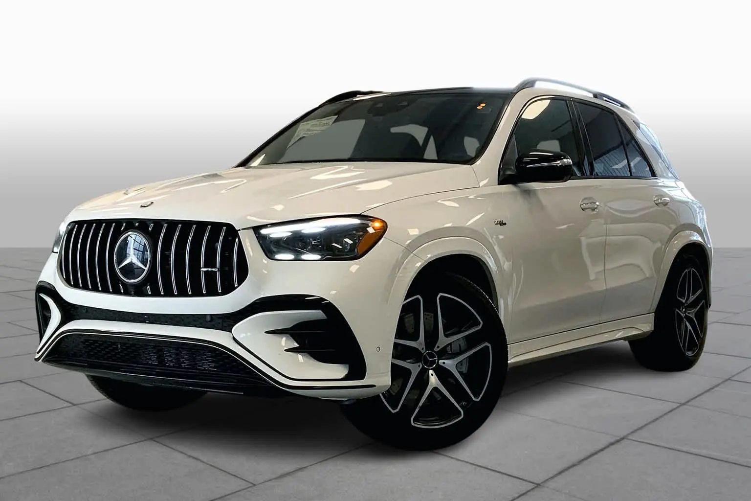 De ce sa cumperi un autoturism Mercedes-Benz GLC rulat din reprezentanta?