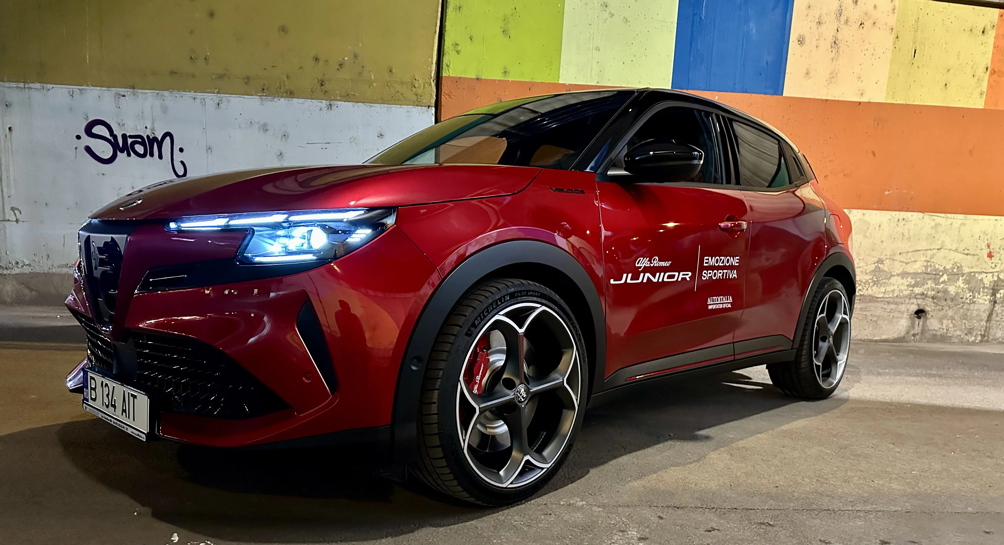 Alfa Romeo Junior primește echipare nouă cu accente negre și tapițerie alcantara