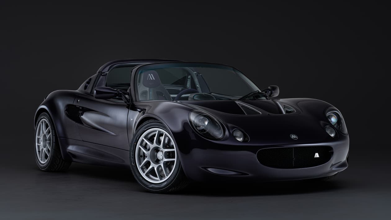 Un Lotus Elise S1 cu un singur scaun central și 600 kg costă peste 400.000 de euro