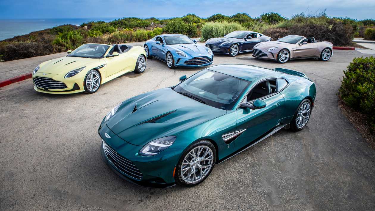 Aston Martin lansează cinci Heritage Edition cu lemn și culori istorice, exclusiv prin Newport Beach