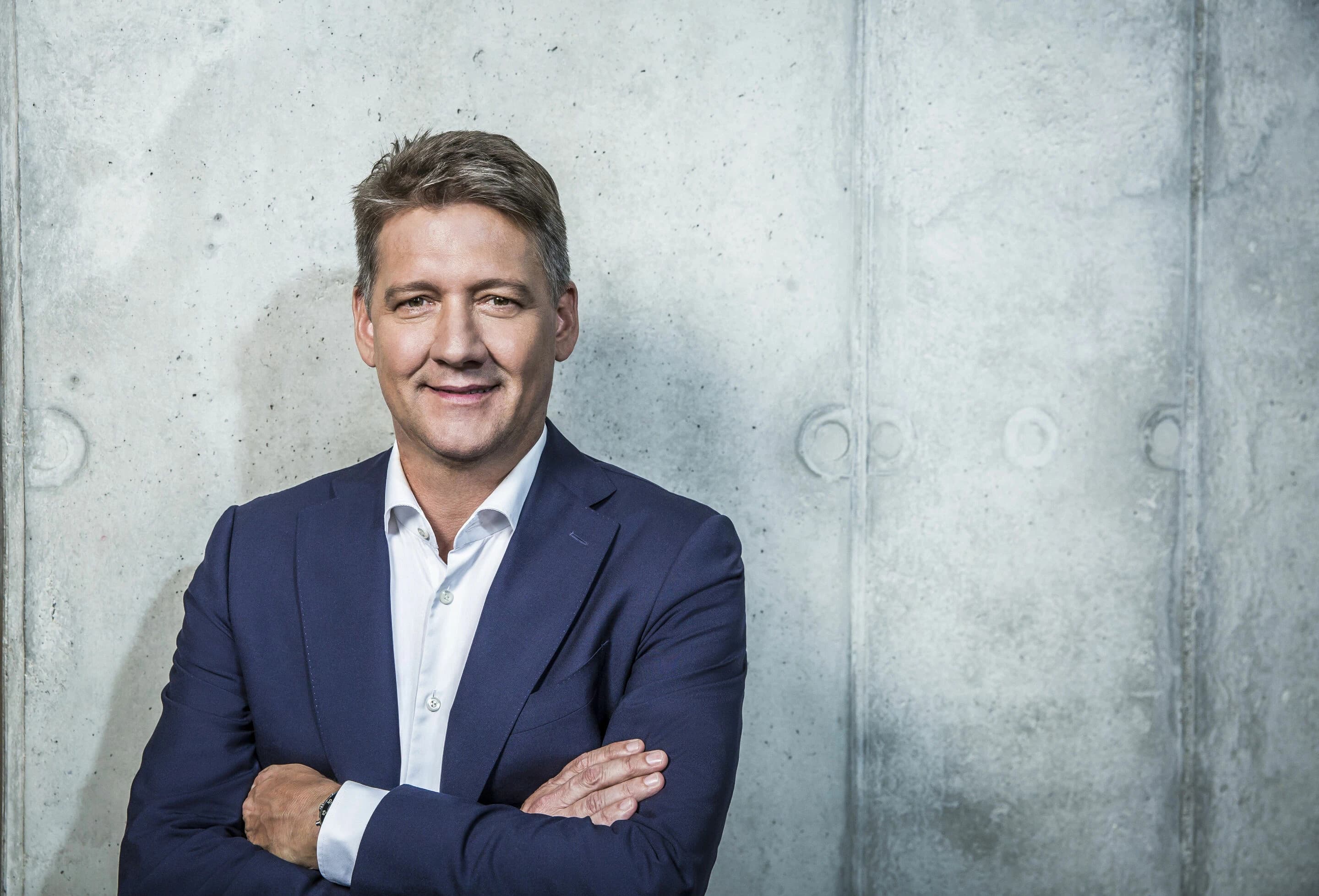 Audi, criticată după apariția lui Gernot Döllner alături de Donald Trump la un miting electoral