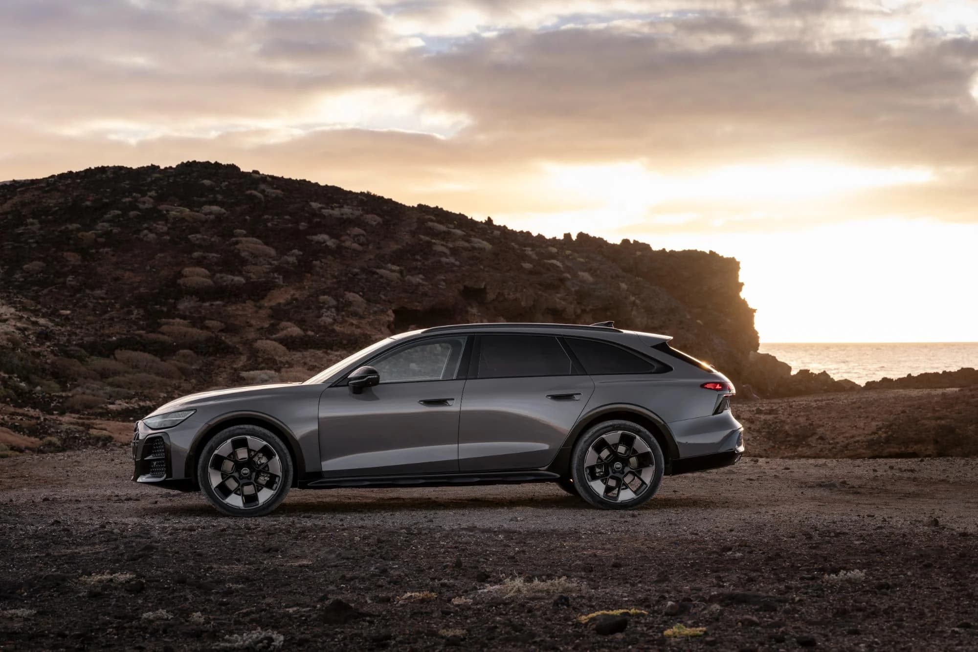 Audi A6 Allroad nou, acum disponibil cu motor hibrid plug-in pentru prima dată