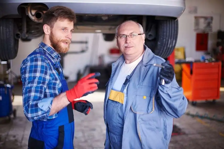 Cum să îți echipezi corect mașina pentru orice aventură: accesorii esențiale și consumabile de la SXS Auto