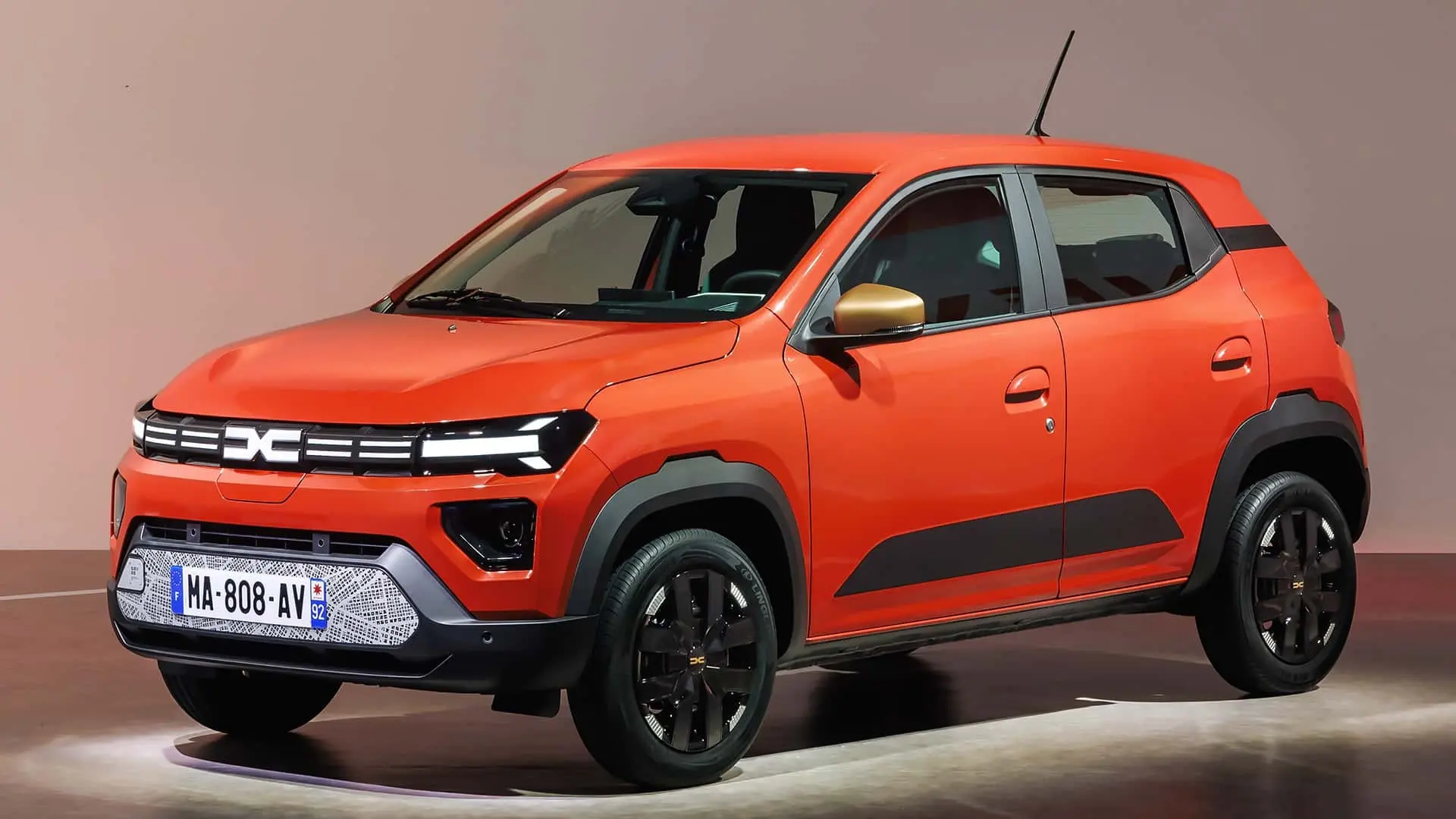 Vânzările de mașini noi în Europa au crescut în iunie datorită cererii sporite pentru vehiculele electrice în Italia