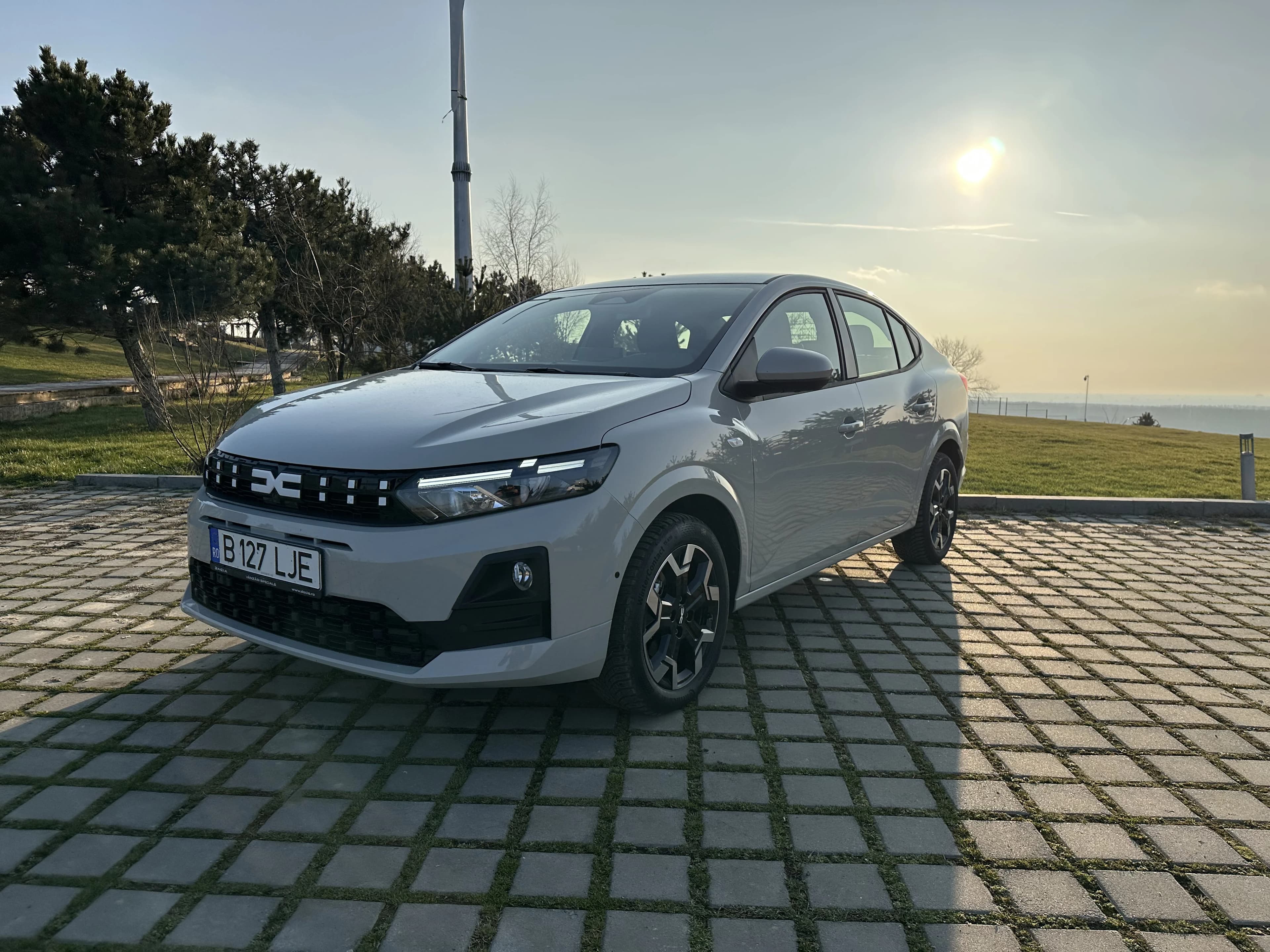 Dacia Logan 2026: test drive facelift – cea mai cinstită mașină pe care o poți cumpăra în România