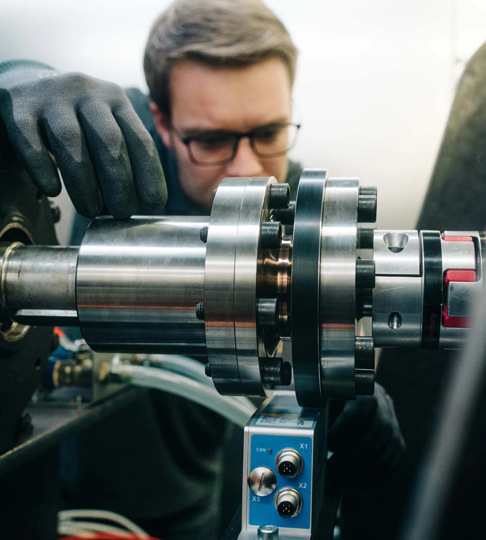 DeepDrive va furniza motoare electrice unui constructor auto global din 2028