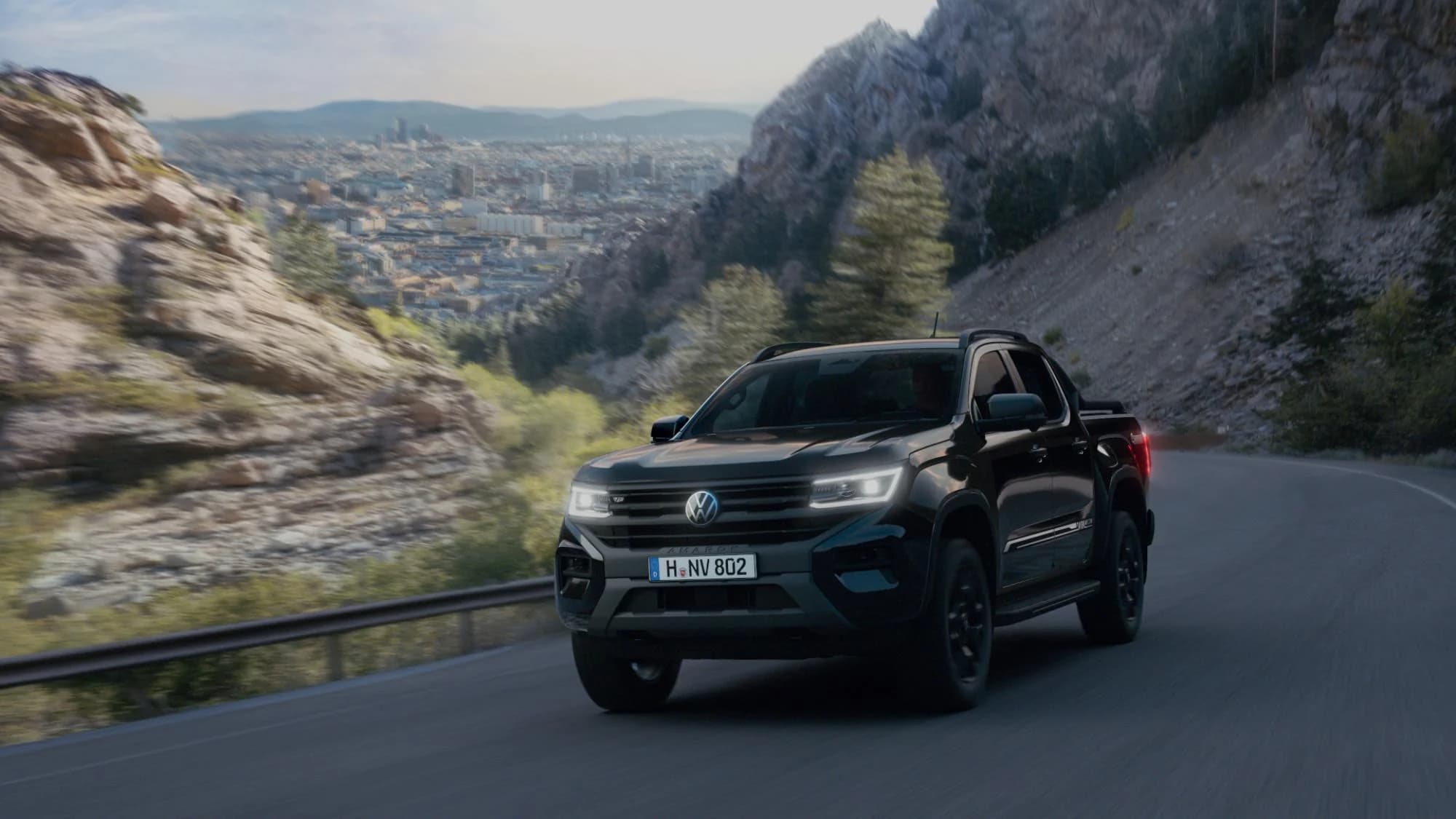 Noul Volkswagen Amarok Dark Label: Ediție specială cu design negru, disponibilă acum local