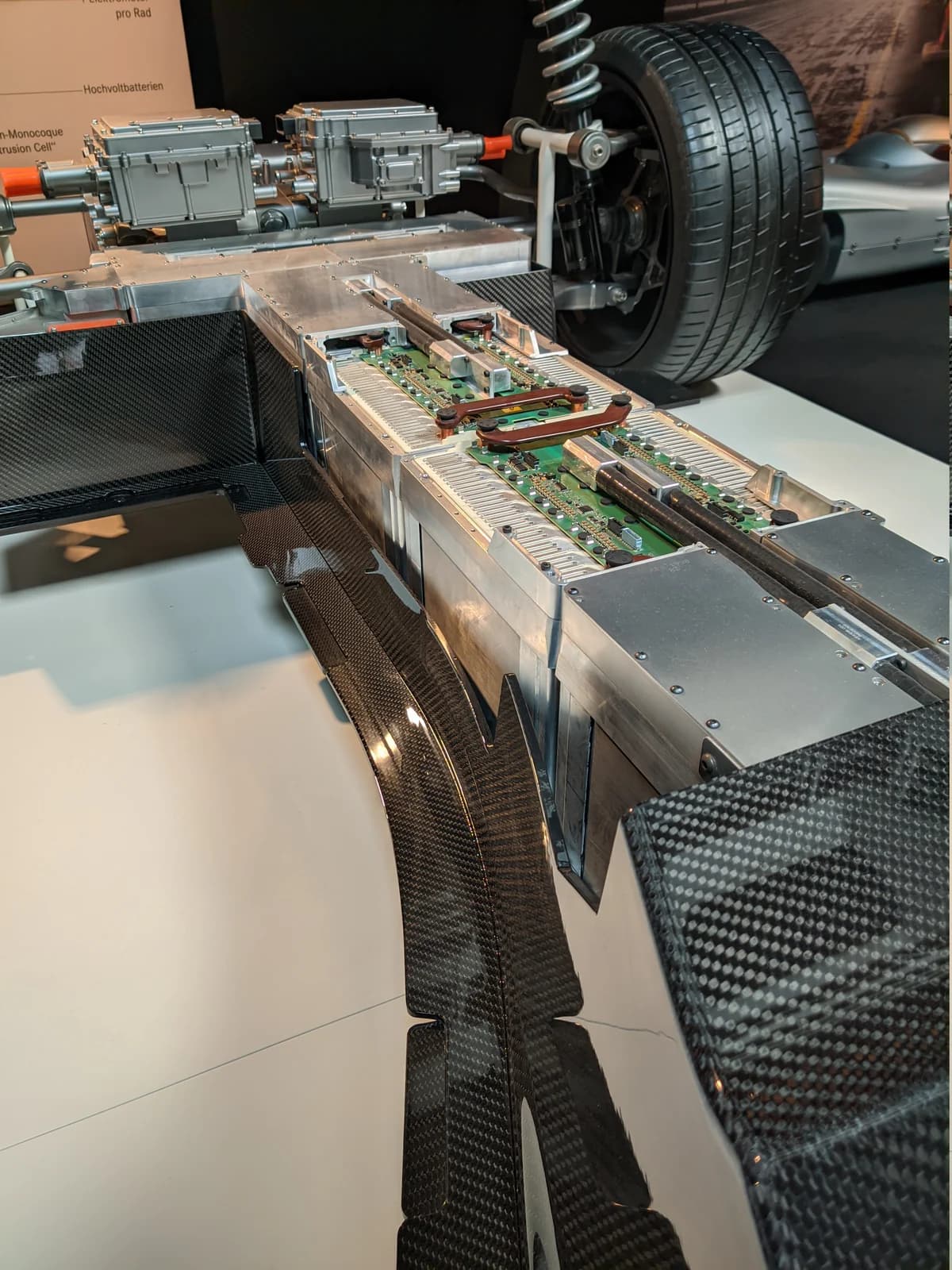 Europa ar putea rămâne fără suficiente baterii pentru regulile „Made in EU”