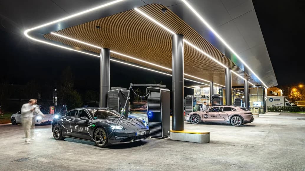 De ce încărcarea rapidă a mașinii electrice încetinește după 80%
