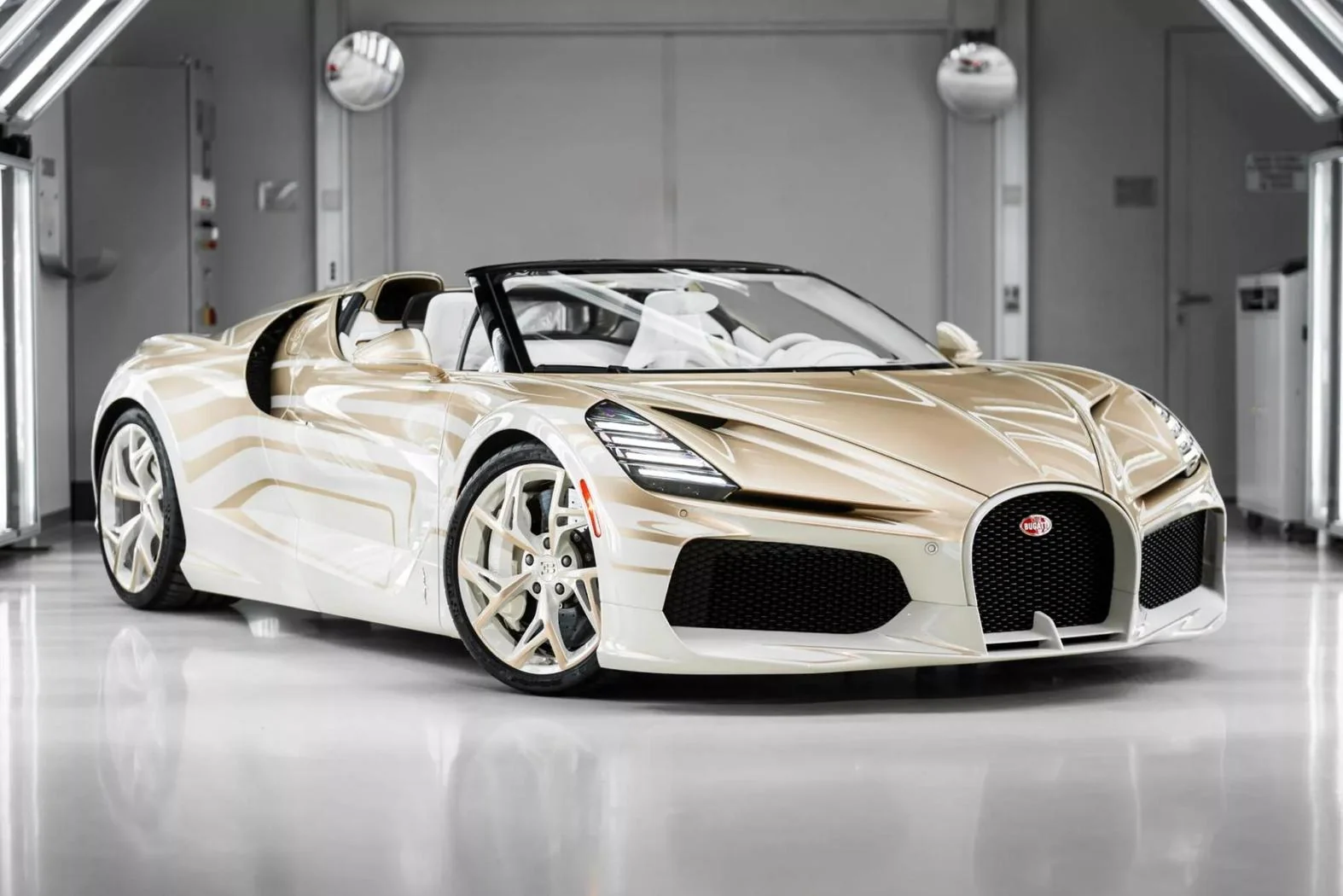 Bugatti „La Perle Rare”: exemplarul unic bazat pe modelul W16 Mistral dezvăluit