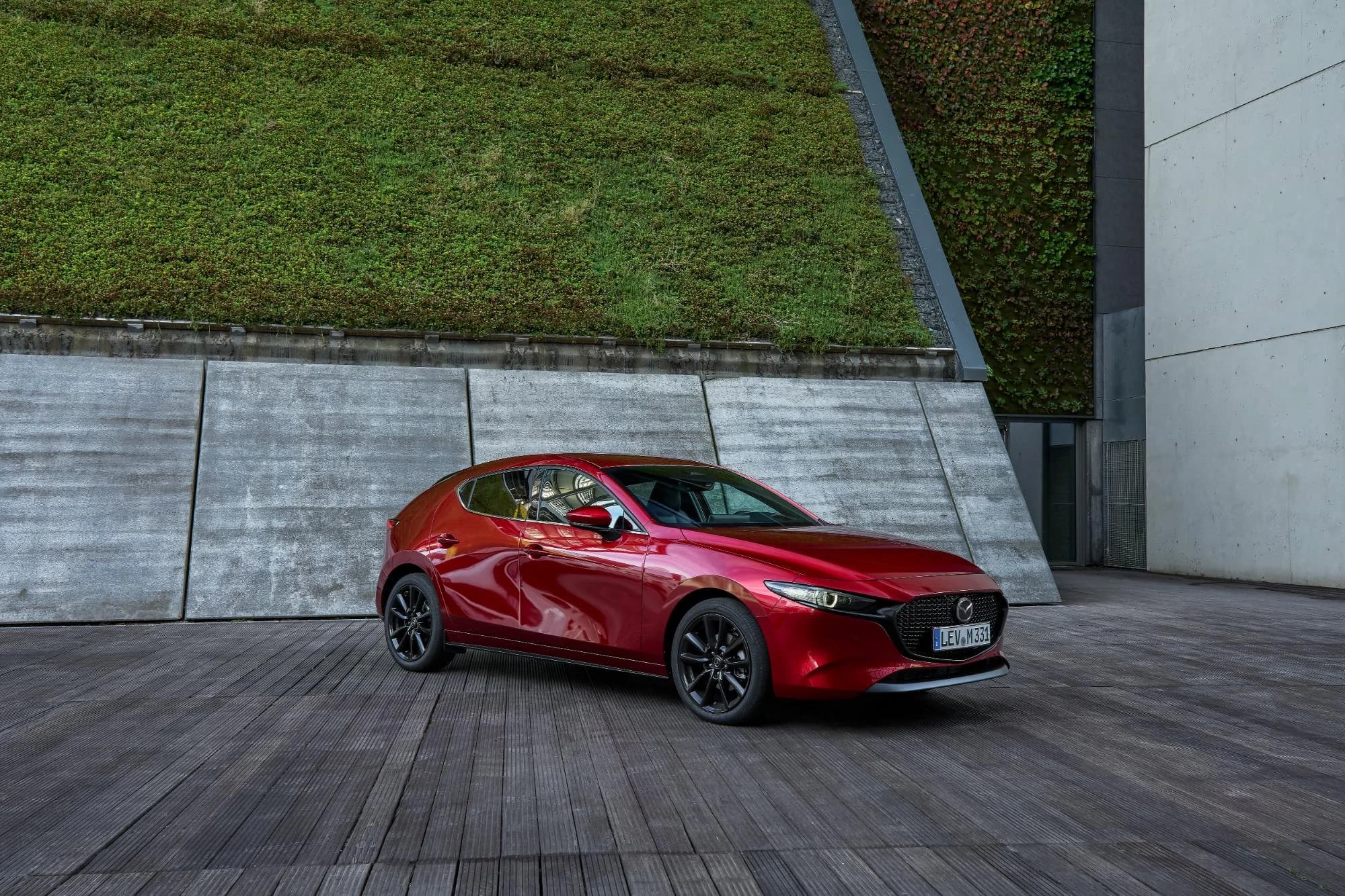 Faruri LED Matrix și tehnologie avansată pentru detectarea motocicletelor pentru Mazda3 2027