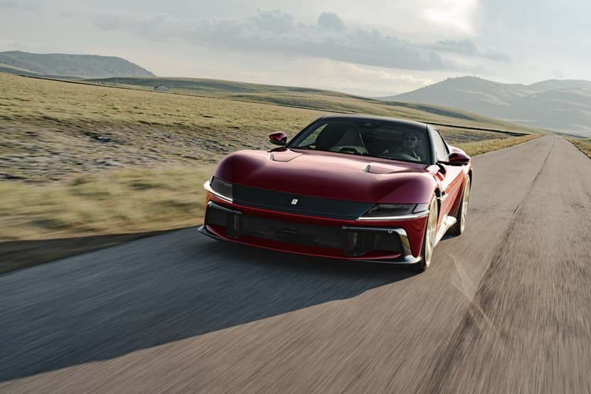 Ferrari 12Cilindri Manuale: cea mai pură expresie a condusului