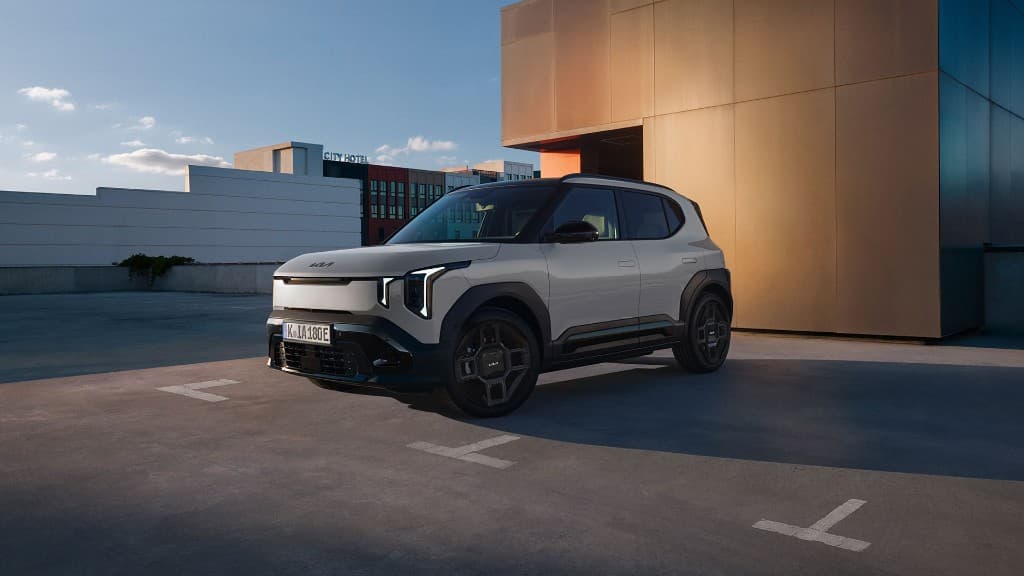 Kia completează gama EV2 cu o nouă variantă Black-Line, baterie de 61 kWh și echipare GT-Line