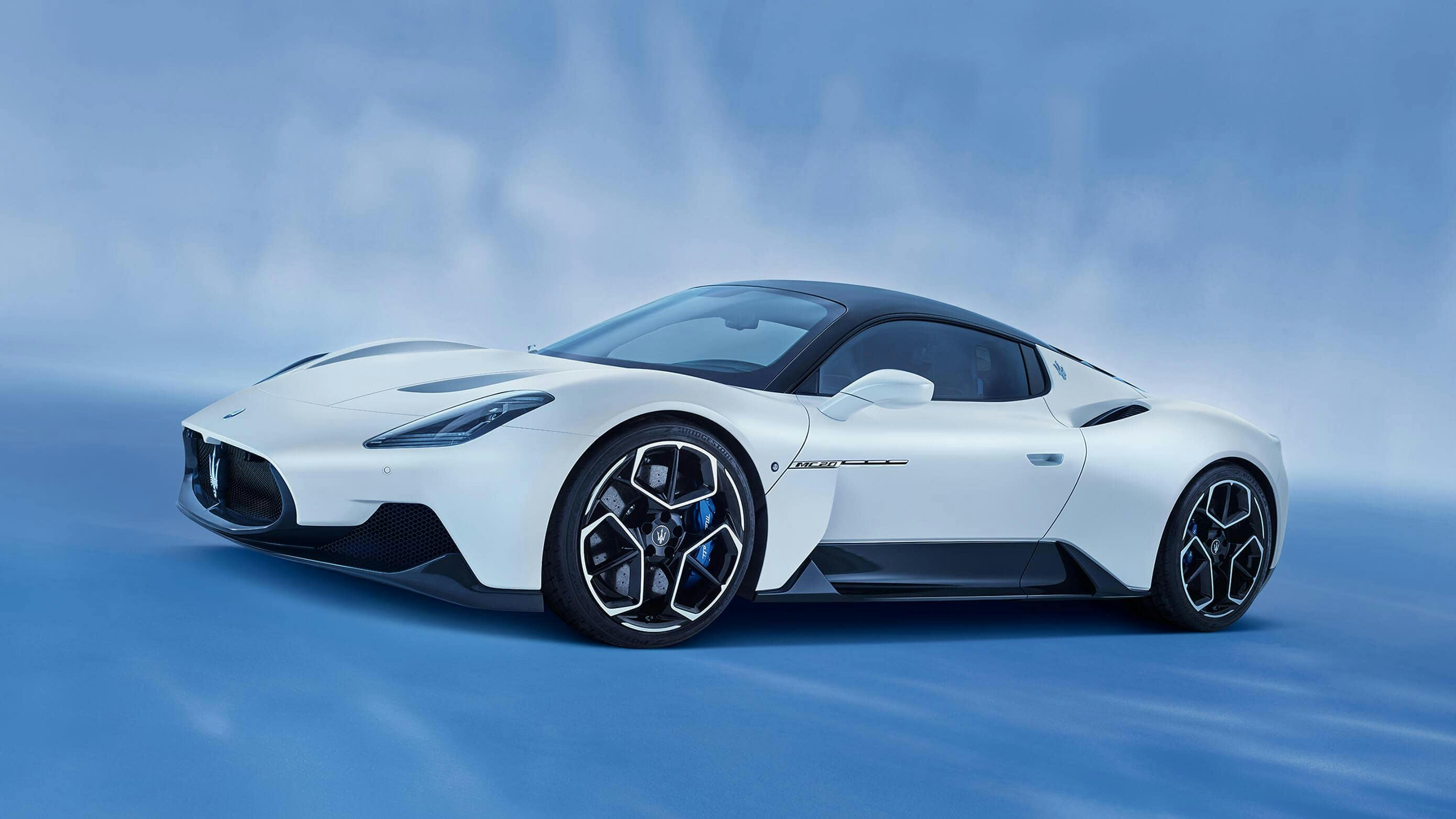 Cele mai frumoase și puternice mașini italiene noi, în care să investești în 2022